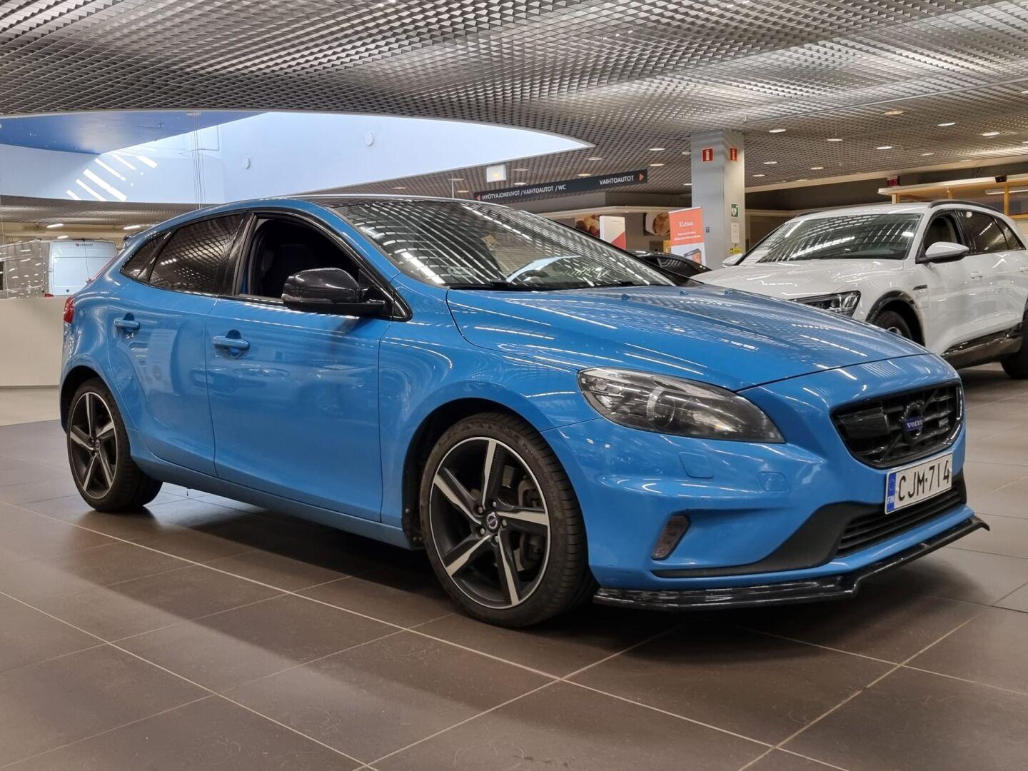 Volvo V40