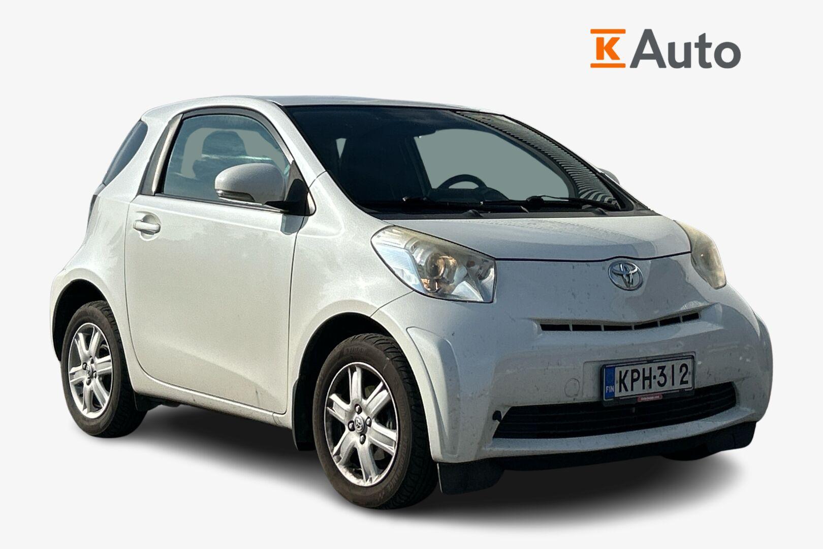 Toyota iQ